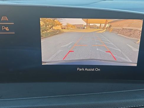 Certified 2024 Cadillac XT4 Premium Luxury image 14