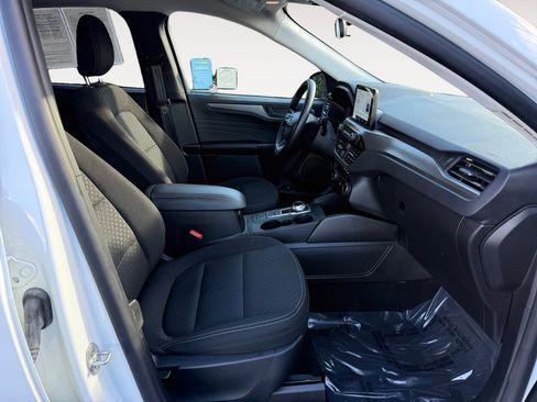 Certified 2025 Ford Escape Active image 19