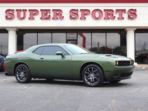 Used 2018 Dodge Challenger GT w/ GT Interior Package AWD/4WD image 1