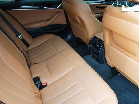 Certified 2023 BMW 530i w/ M Sport Package image 34