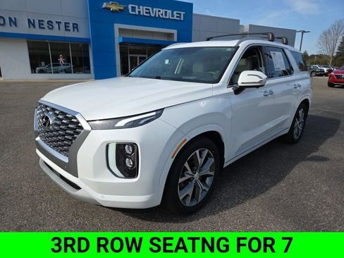 Used 2021 Hyundai Palisade Limited w/ Winter Package image 4