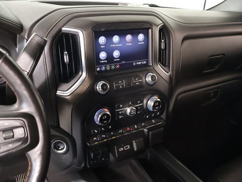 Used 2020 GMC Sierra 1500 AT4 w/ AT4 Premium Package AWD/4WD image 5