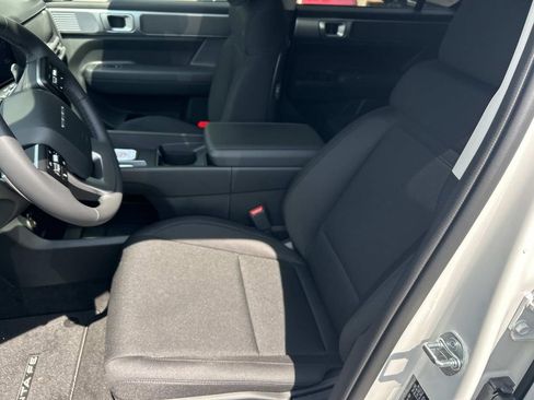 New 2026 Hyundai Santa Fe SE FWD image 16
