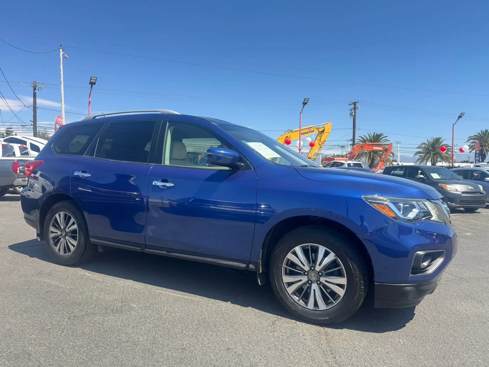 Used 2017 Nissan Pathfinder S FWD image 12