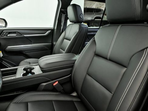 New 2026 GMC Acadia Elevation w/ Black Edition image 8