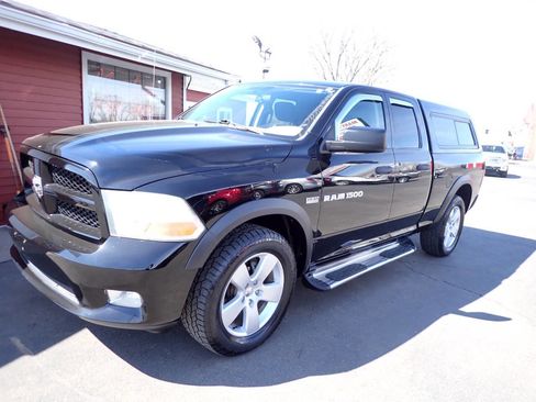 Used 2012 RAM 1500 Express image 3