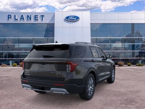 New 2026 Ford Explorer Platinum RWD image 10