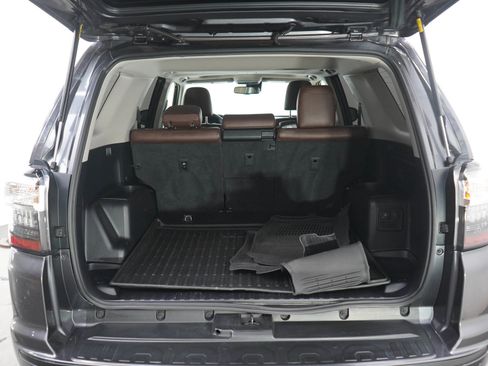 Used 2022 Toyota 4Runner Limited AWD/4WD image 16
