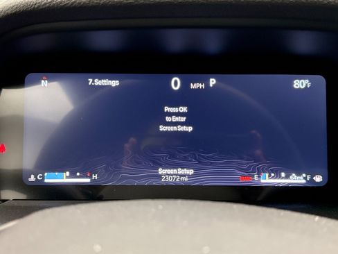 Used 2025 Jeep Grand Cherokee Laredo X w/ Luxury Tech Group I AWD/4WD image 9