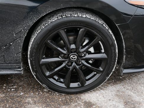 Used 2025 MAZDA MAZDA3 2.5 S Hatchback w/ Premium Pkg image 15