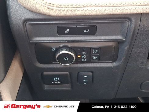 Used 2024 Ford Expedition Limited AWD/4WD image 29