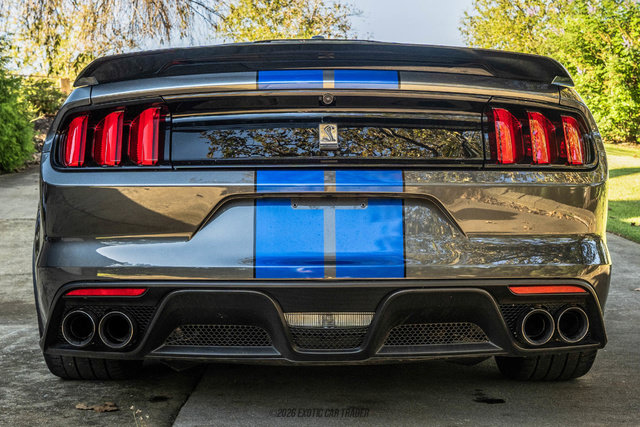 Used 2018 Ford Mustang Shelby GT350 w/ Convenience Package RWD image 6