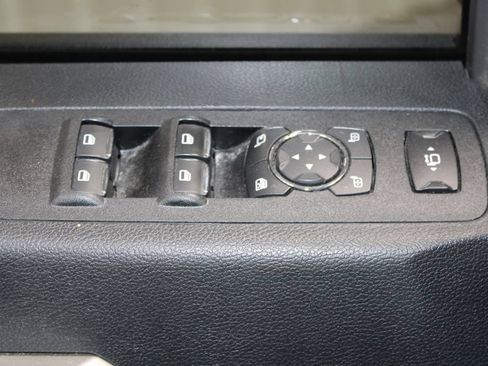 Used 2019 Ford F350 Lariat w/ Lariat Ultimate Package AWD/4WD image 25