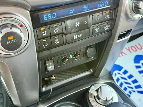 Used 2014 Toyota 4Runner Limited AWD/4WD image 48