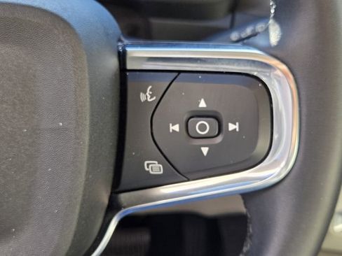 Used 2023 Volvo XC40 B5 Plus w/ Driver Assist Package AWD/4WD image 26