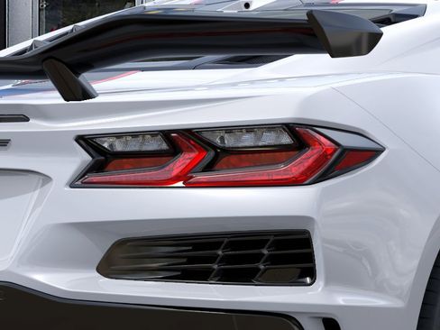 New 2026 Chevrolet Corvette Z06 w/ Z07 Performance Package RWD image 11