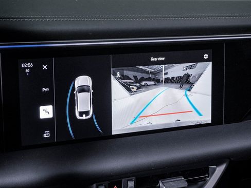 Certified 2025 Porsche Macan Electric image 23