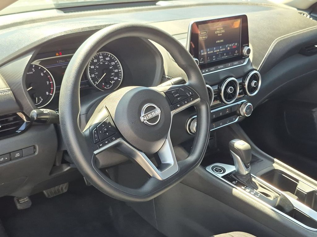 Used 2025 Nissan Sentra SV FWD image 15