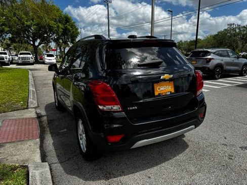 Used 2020 Chevrolet Trax LT w/ LT Convenience Package FWD image 5