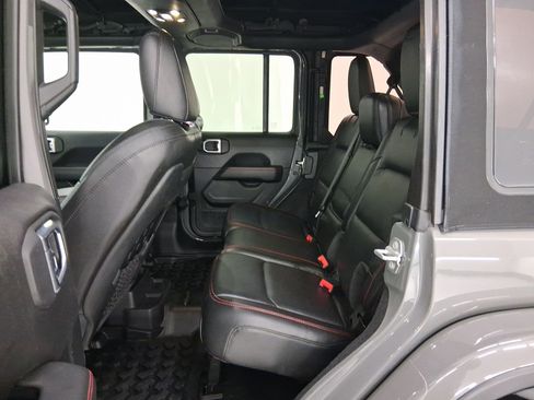 Used 2021 Jeep Wrangler Unlimited Rubicon image 12