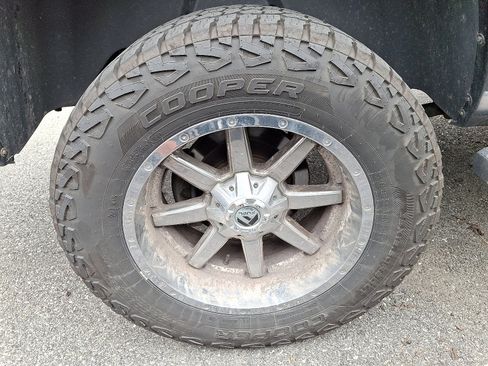 Used 2014 RAM 1500 Express AWD/4WD image 6