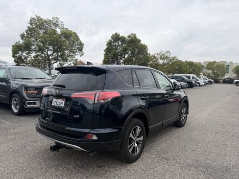 Used 2017 Toyota RAV4 XLE w/ Carpet Mat Package FWD image 3