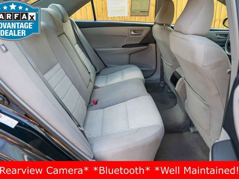 Used 2015 Toyota Camry LE FWD image 19