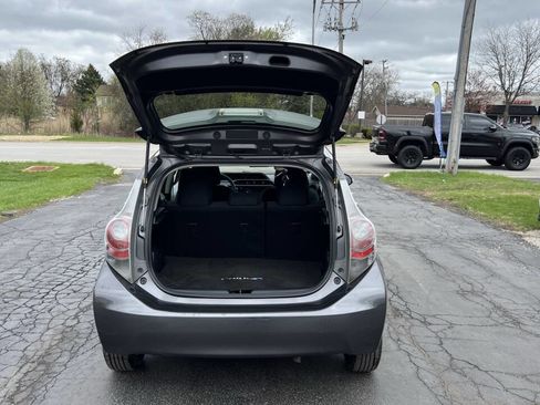 Used 2013 Toyota Prius C Three image 29