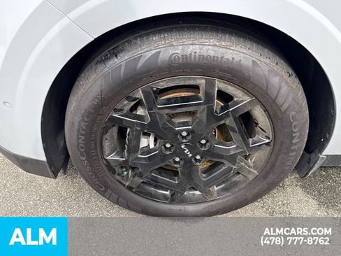 Used 2025 Kia Carnival SX Prestige FWD image 6