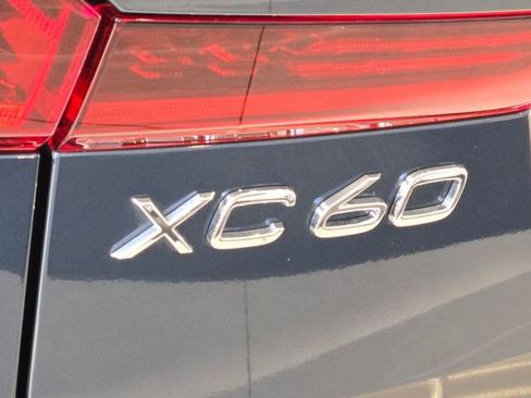 New 2026 Volvo XC60 B5 Plus w/ Protection Package Premier image 11