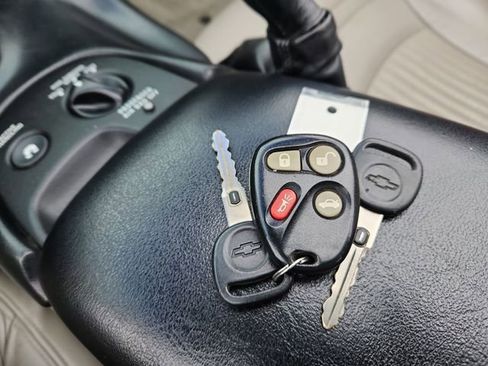 Used 2001 Chevrolet Corvette Base w/ Preferred Equipment Group2 image 47