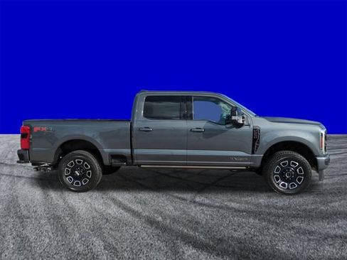 New 2026 Ford F250 Platinum w/ FX4 Off-Road Package AWD/4WD image 3