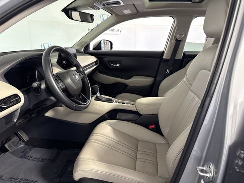 Used 2025 Honda HR-V EX-L image 15