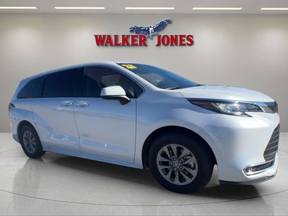 Used 2023 Toyota Sienna XLE