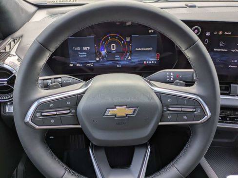 New 2026 Chevrolet Equinox LT w/ Convenience Package II AWD/4WD image 20