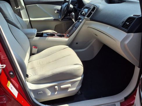 Used 2009 Toyota Venza AWD image 7