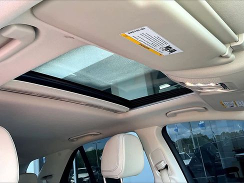 Used 2022 Mercedes-Benz GLE 350 image 13