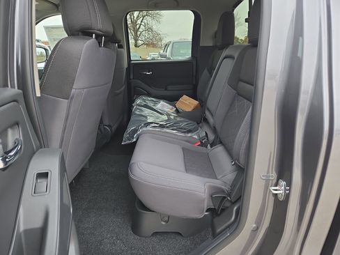 New 2026 Nissan Frontier SV w/ SV Convenience Package AWD/4WD image 16