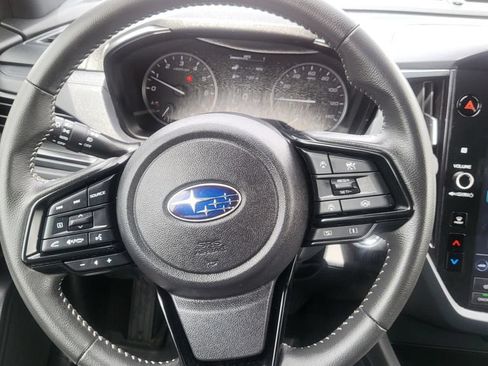 Used 2025 Subaru Forester Premium AWD/4WD image 31