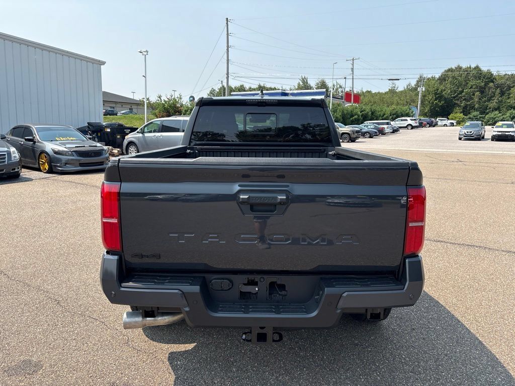 Certified 2026 Toyota Tacoma TRD Off-Road w/ TRD Off Road Premium Package AWD/4WD image 6