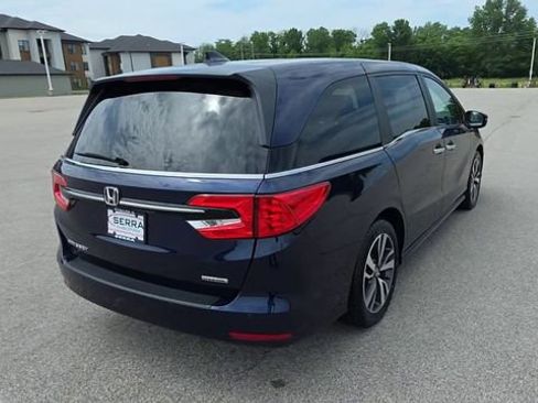 Used 2024 Honda Odyssey Touring image 9