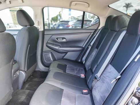 Used 2024 Nissan Sentra SR FWD image 21