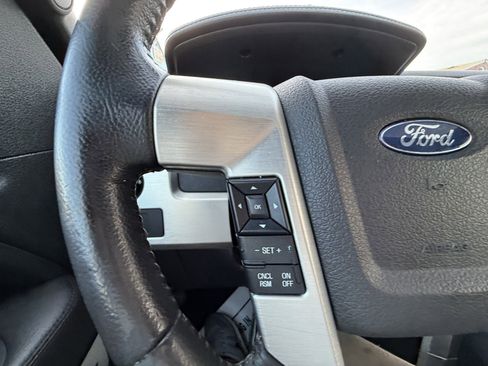 Used 2013 Ford F150 Platinum image 32