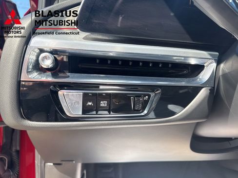 Used 2024 Cadillac Lyriq Sport AWD/4WD image 27