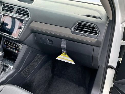 Used 2023 Volkswagen Tiguan SE image 26