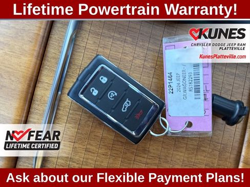 Used 2024 Jeep Grand Wagoneer L Series III AWD/4WD image 28