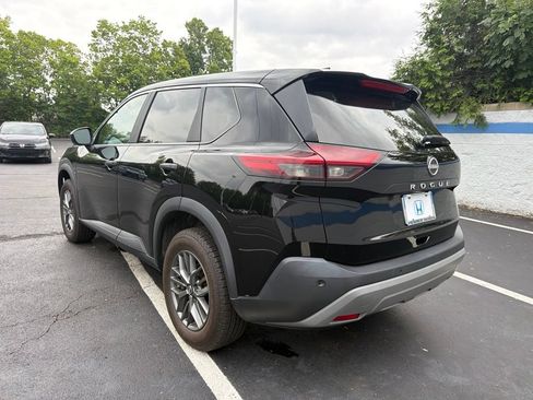 Used 2023 Nissan Rogue S FWD image 3
