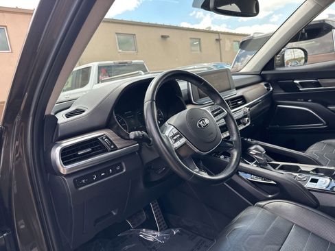 Used 2020 Kia Telluride SX w/ SX Prestige Package AWD/4WD image 12