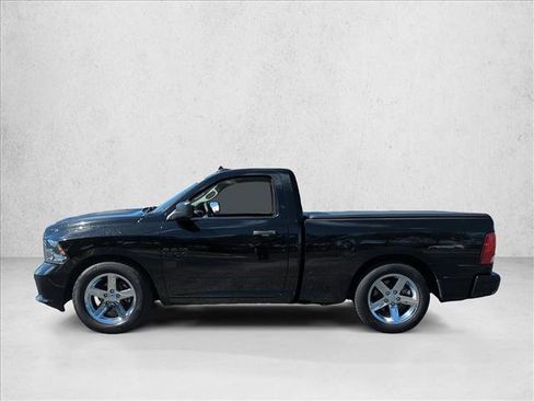 Used 2022 RAM 1500 Express w/ Express Value Package image 9