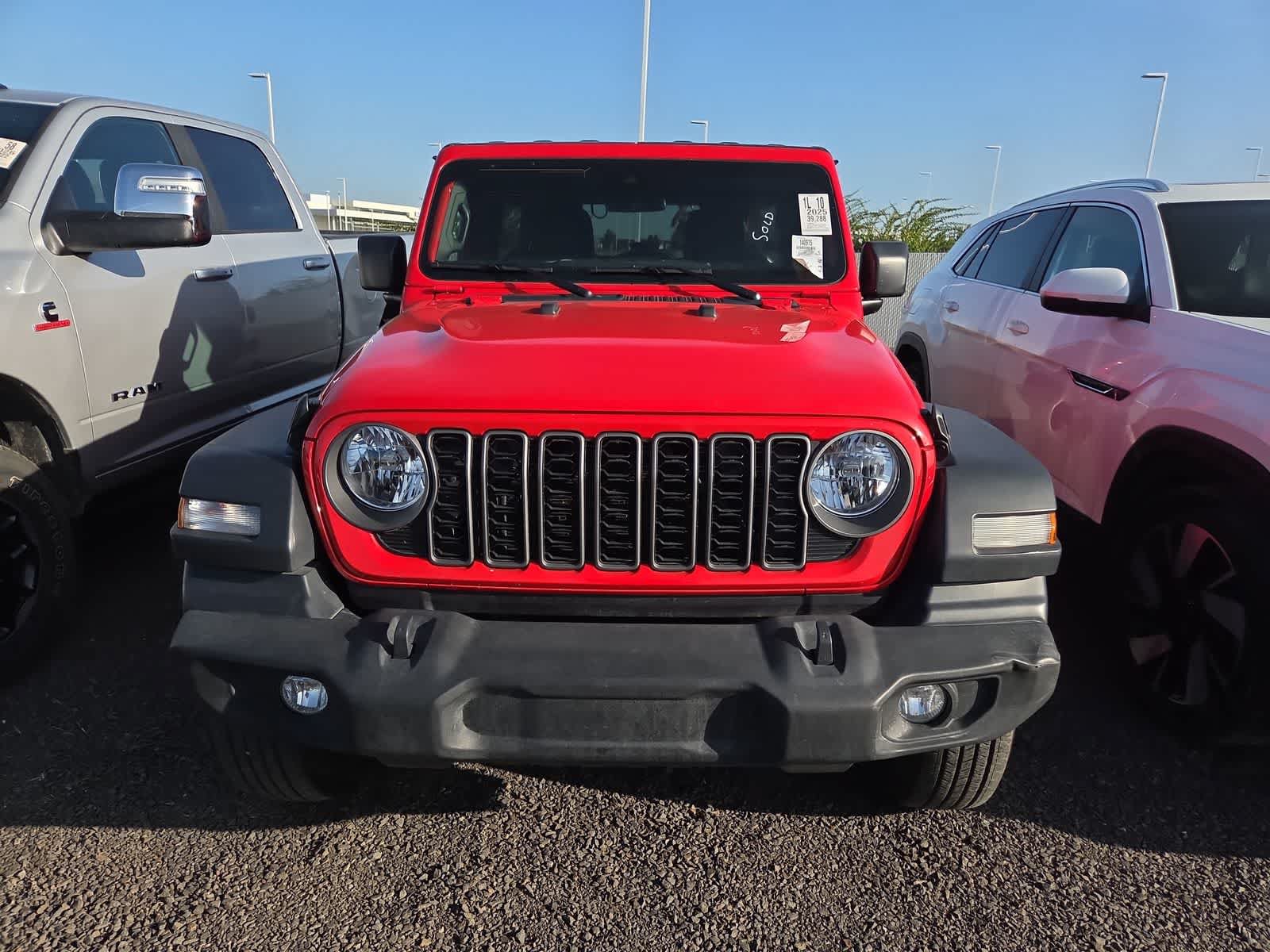 Used 2025 Jeep Wrangler Unlimited Sport AWD/4WD image 5